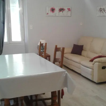 Mouret, 3 Pièces, 5 Personnes - Fr-1-601-274 Casa vacanze